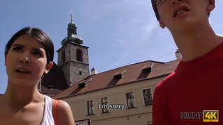 HUNT4K. Rich hunter dam olish uchun naqd pul kerak petite qoramag&#039;iz seduces