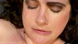 Несчастную Покорную хатын-кызны Трахнули үз Авызы һәм бирделәр бирде