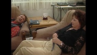 JuliaReavesProductions - Hausfrauen Luder - scene 4 sitapea masturbatsioon teismelised kuradi vagiina