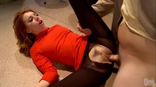 Lexi a bourik sanble se konsa bon nan mete tankou pantalon kolan