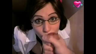 слатка хот цхицк са наочарима добија то је добро