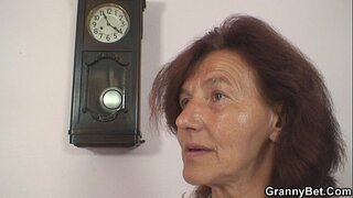 ���েলাই, পুরাতন, বৃদ্ধা,