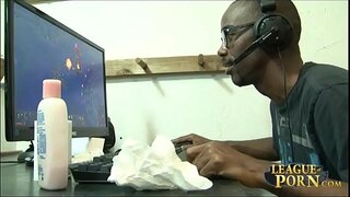 [အဖွဲ့ချုပ်ညမ်း]သက္ပိုင္အတိုက်-လို့ခေါ်တဲ့လူတစ်ယောက် Nikole အနက္ေရာင္#၁[ဒဏ္ဍာရီ၏လိဂ်]