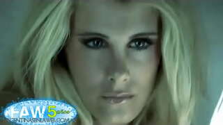 ���્લોર Maggi - મેક્સિમ પાછા ચોથો મહિનો એપ્રિલ - 2010