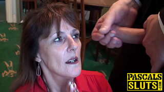 Διαζύγιο ώριμη κυρία Πανδώρα απολαμβάνει έχοντας υποτακτικό σεξ