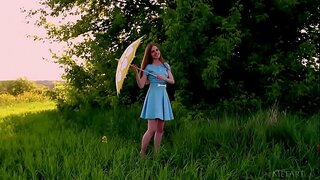 Ucraíno beleza Canara espir ao aire libre