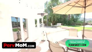 Я трахнув Свою Мачуху І Змастив Її киска Вершками