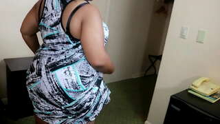 ���्रौढ विशाल लूट विशाल सुंदर महिला