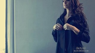 Silvia Saige &amp;amp; Qetë Sirenë e kanë të nxehtë të seksit